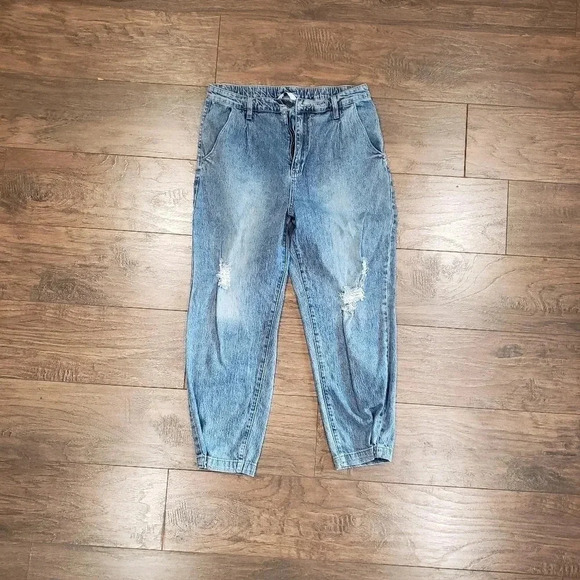 YMI Light Wash Distressed Baggy Boyfriend Jeans Size XL - Picture 4 of 6